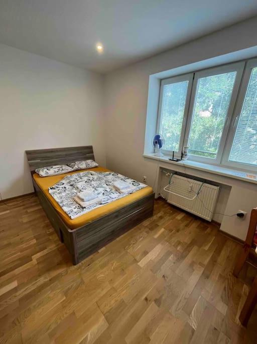 Brand New Apartment In The Heart Of Bratislava Exterior foto