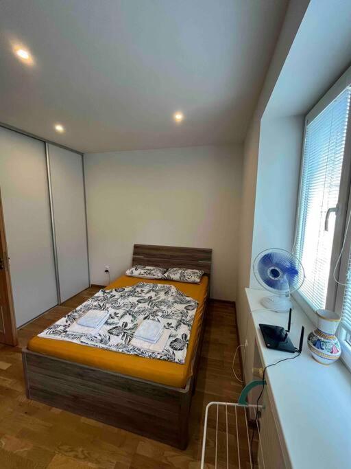 Brand New Apartment In The Heart Of Bratislava Exterior foto